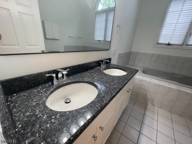 Montville Chase - Residential Lease