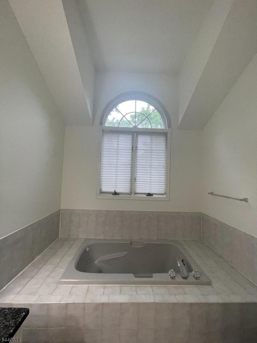 Montville Chase - Residential Lease