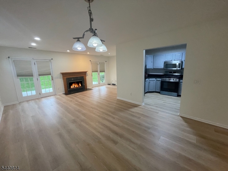 Montville Chase - Residential Lease