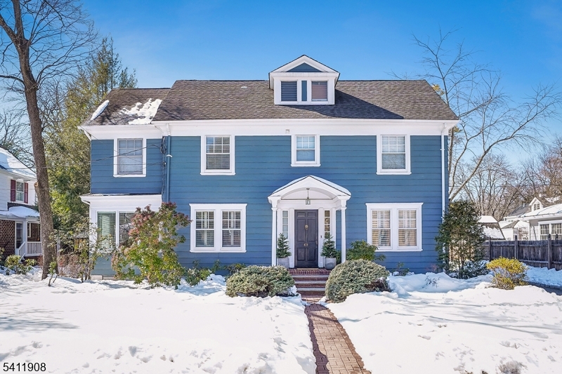 Beautifully renovated colonial in fantastic close to everything location.  Steps to schools, town and parks, this home offers easy Summit living at its best.