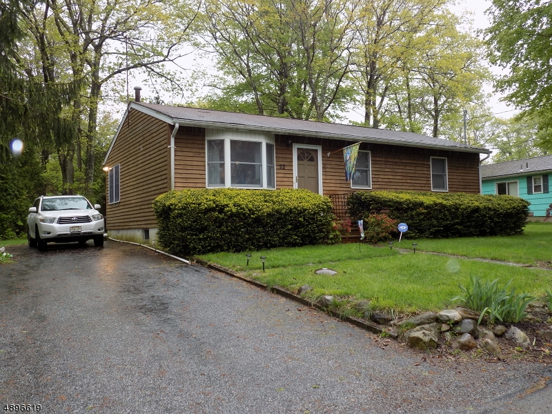 CLIFFWOOD LAKE - Residential