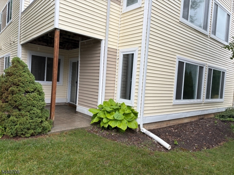 Falcon Ridge - Residential
