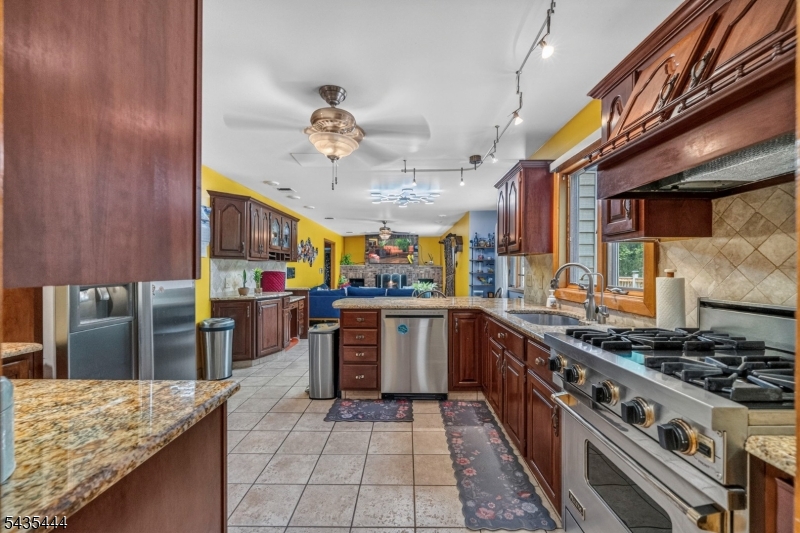 Oak Ridge - Residential