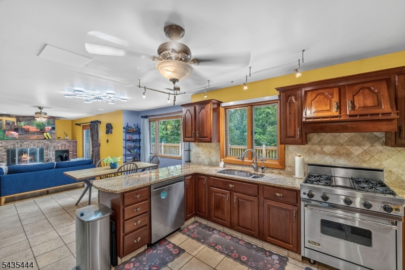 Oak Ridge - Residential