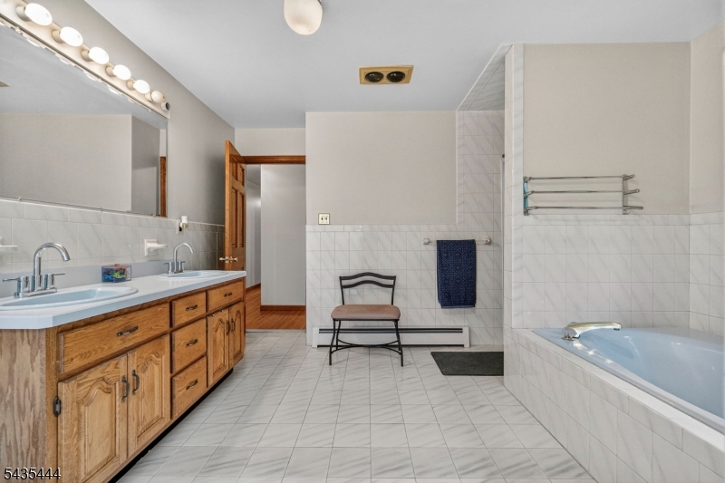 Oak Ridge - Residential