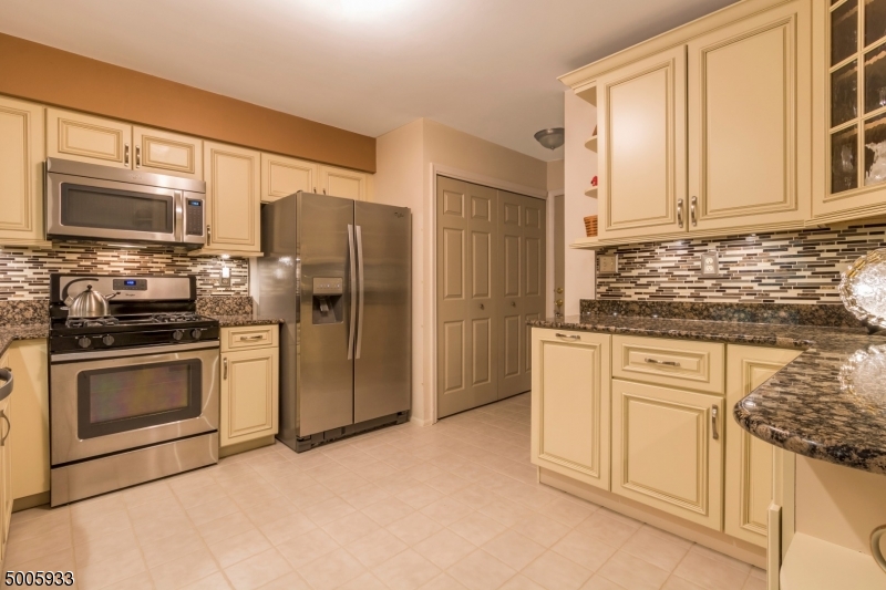 Bridle Club - Residential