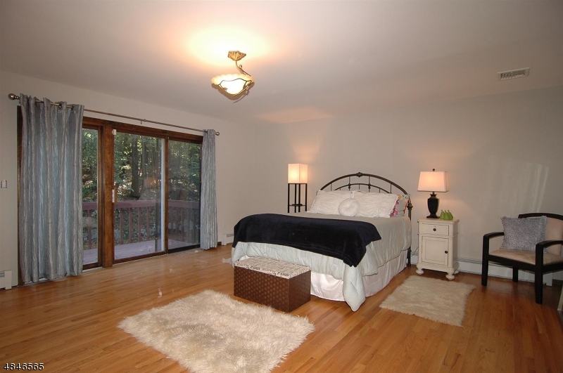 SUCCASUNNA - Residential