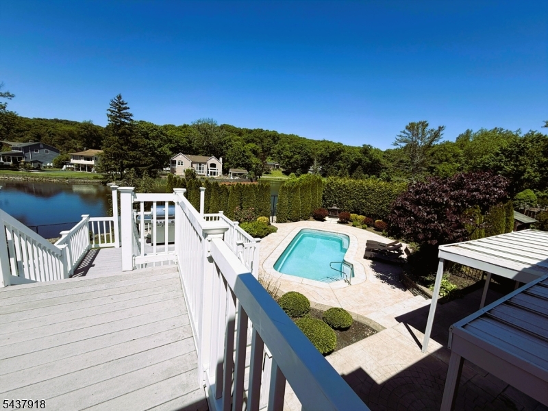 High Crest Lake - Residential