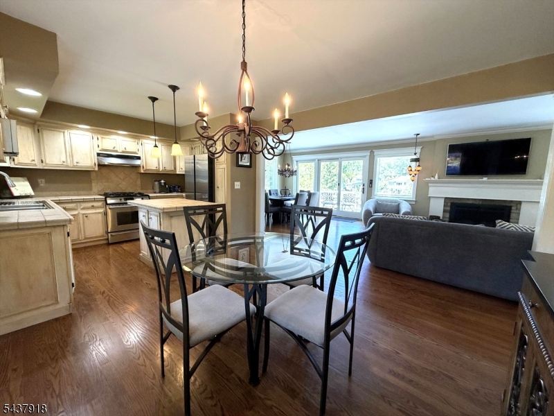 High Crest Lake - Residential