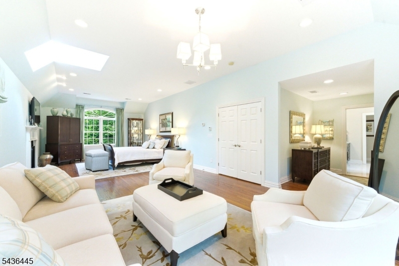 Estates at Fox Hollow Lake - Residential