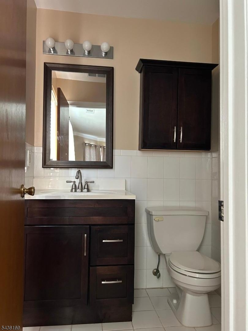Hanover Park Condos - Residential