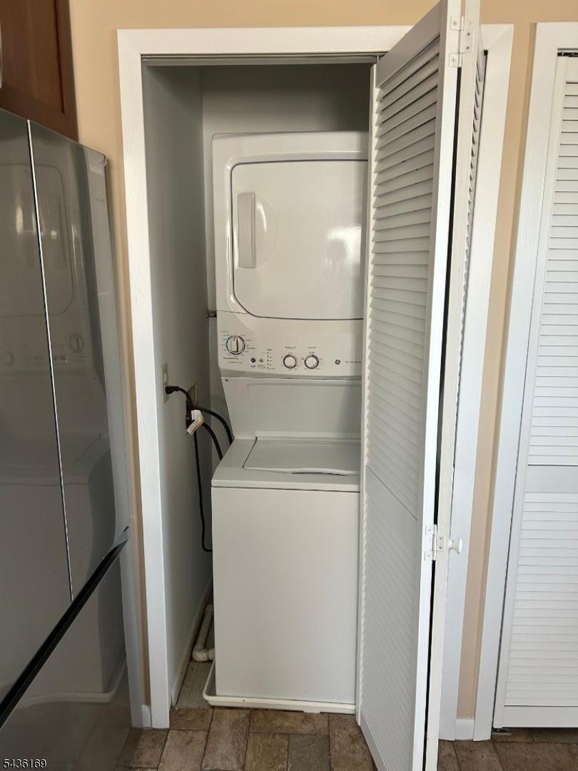 Hanover Park Condos - Residential
