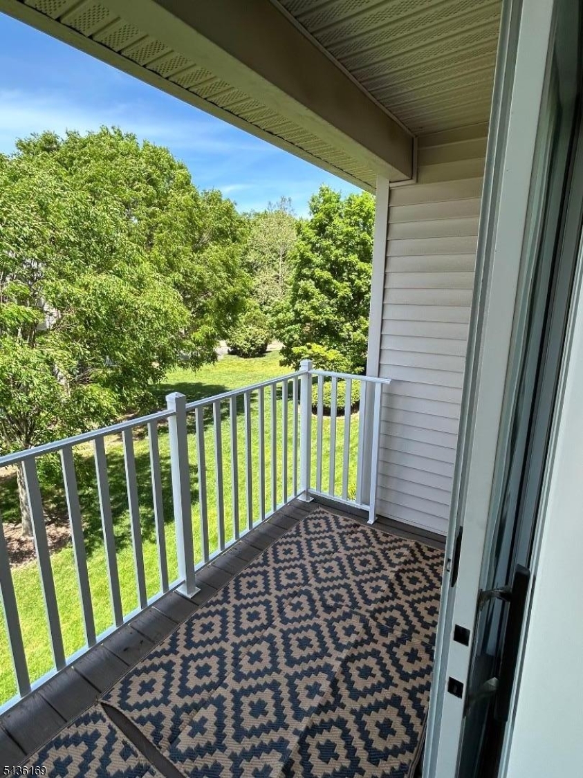Hanover Park Condos - Residential