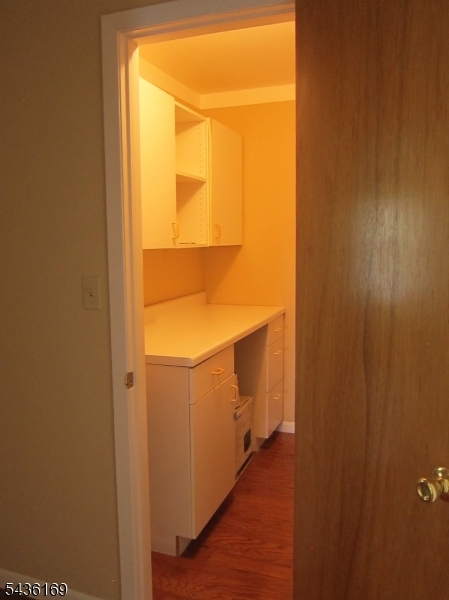 Hanover Park Condos - Residential