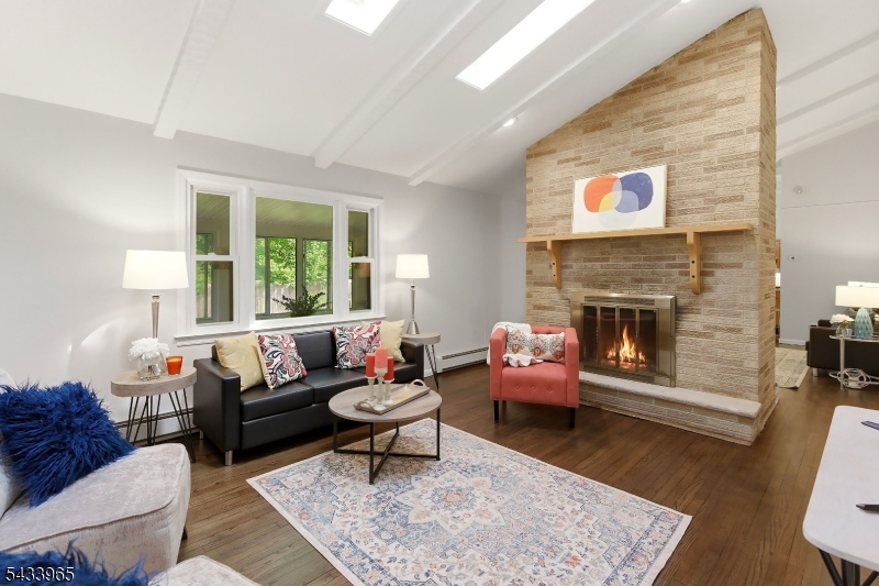 Maple Hill - Residential