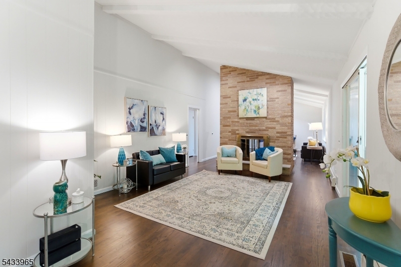 Maple Hill - Residential