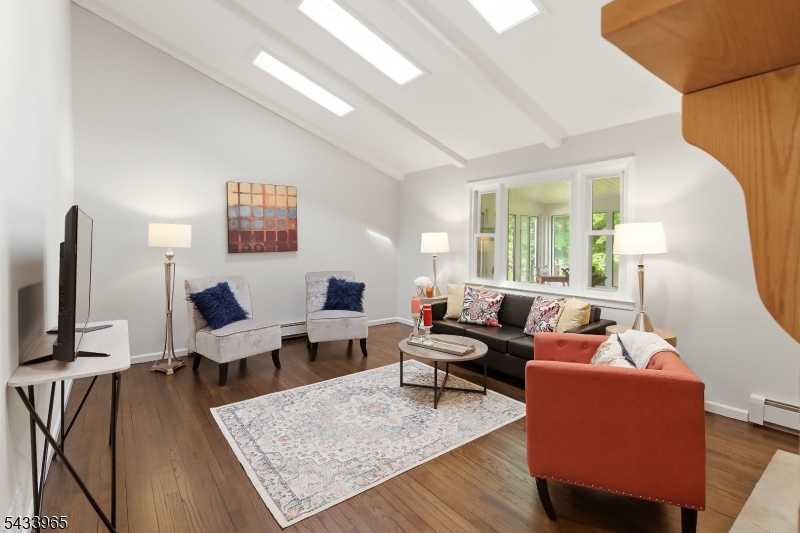 Maple Hill - Residential