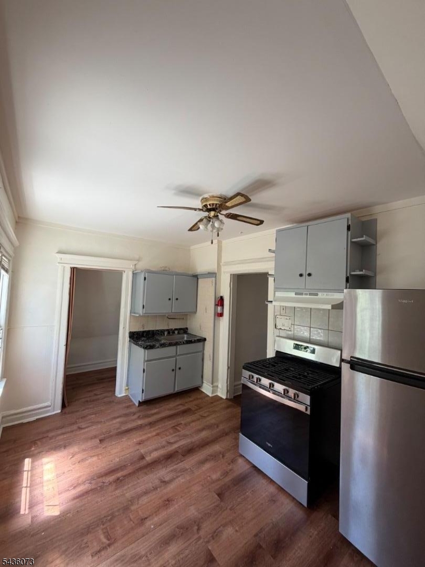 CLINTON HILL - Residential Lease