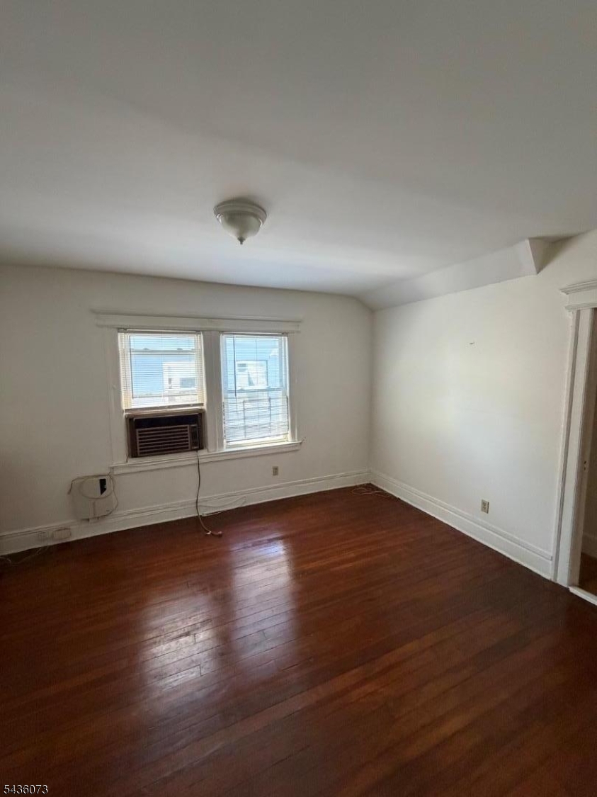 CLINTON HILL - Residential Lease