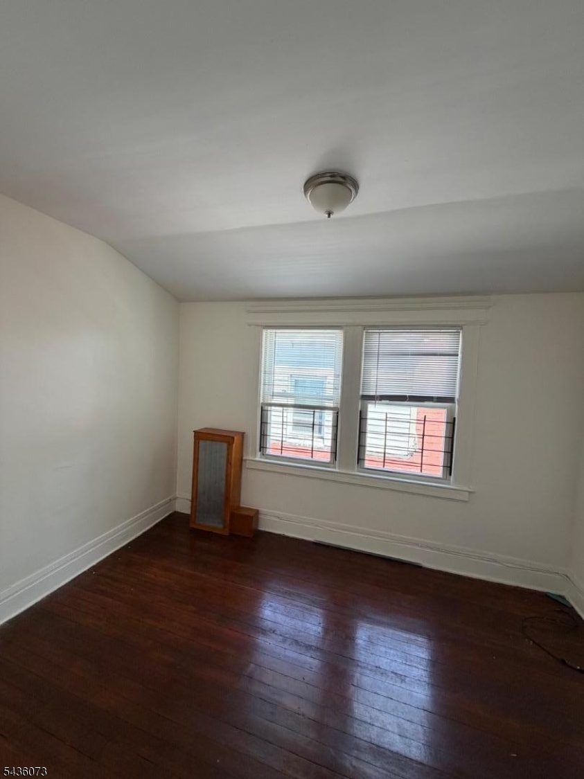 CLINTON HILL - Residential Lease