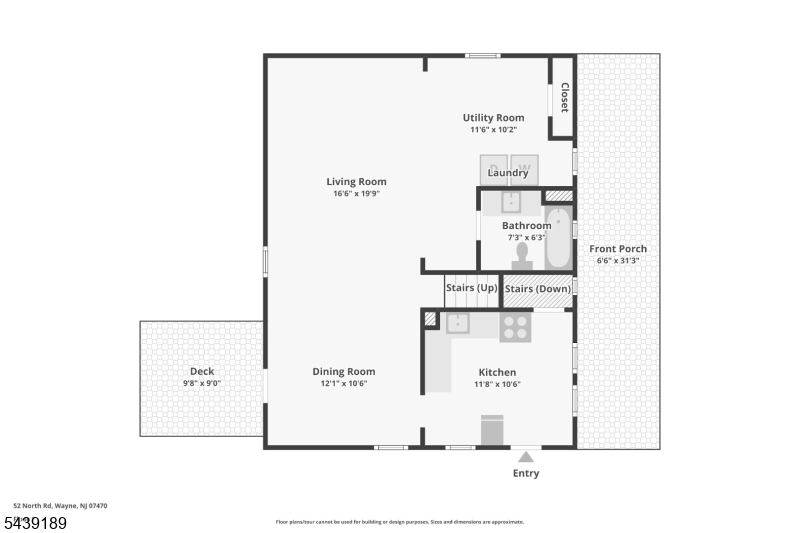 Main image without alt text