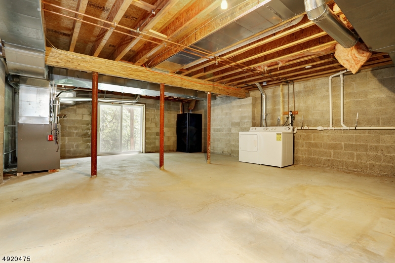 Glenmont Commons - Residential Lease