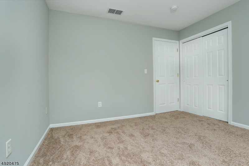 Glenmont Commons - Residential Lease