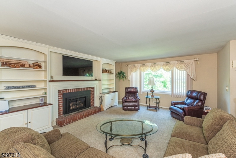 Fayson Lakes - Residential