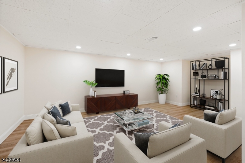 Bridle Club - Residential