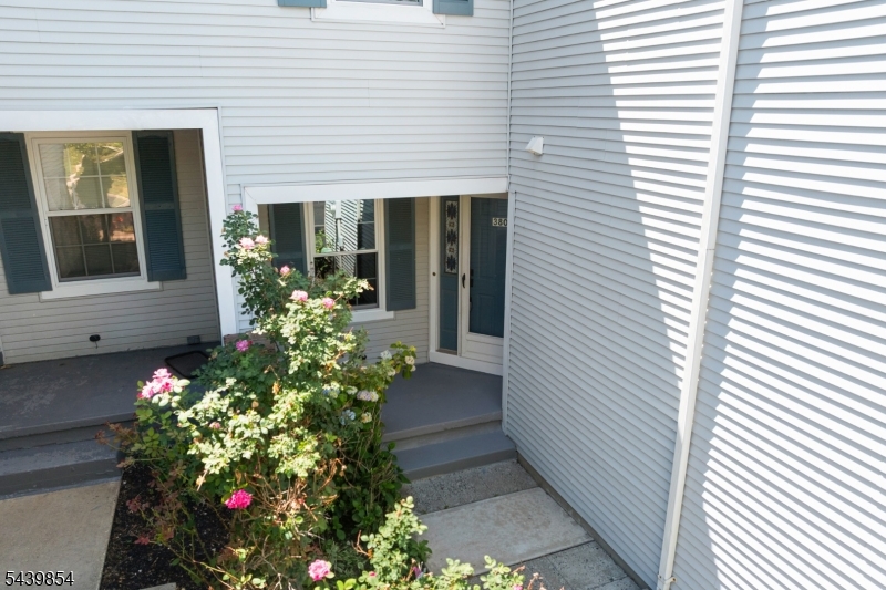 Bridle Club - Residential