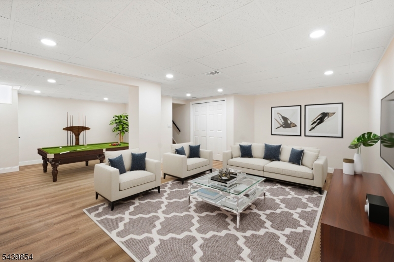Bridle Club - Residential