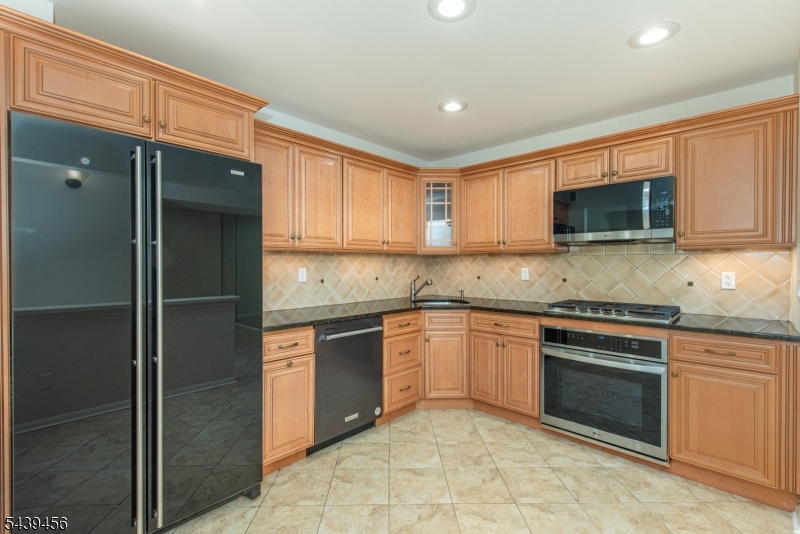 Castle Ridge Townhomes - Residential Lease