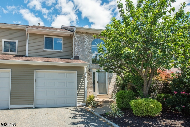 Castle Ridge Townhomes - Residential Lease