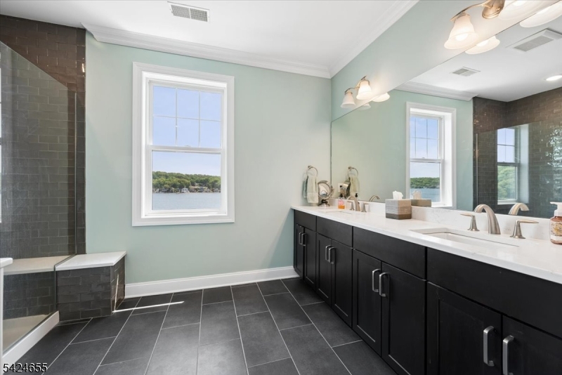 Lakefront - Residential