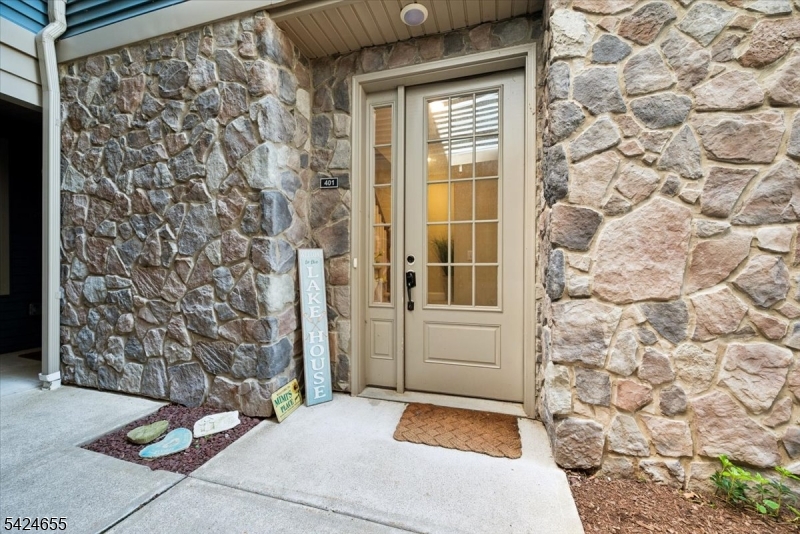 Lakefront - Residential