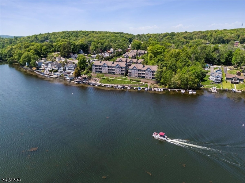 Lakefront - Residential