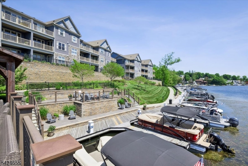 Lakefront - Residential