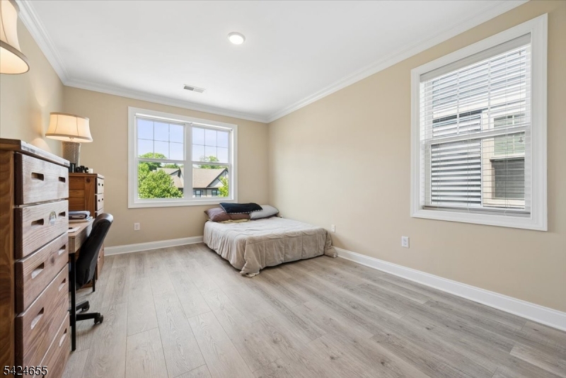 Lakefront - Residential