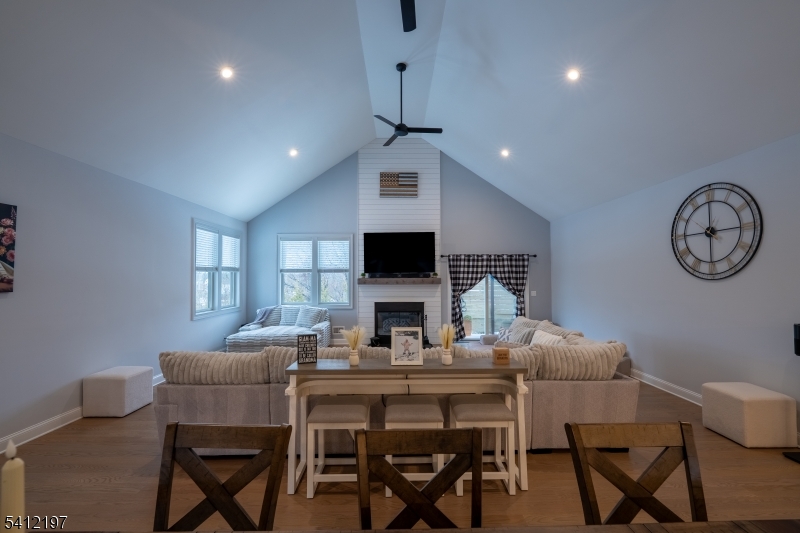 Rolling Hills Estate - Residential