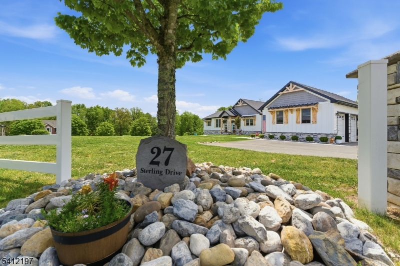 Rolling Hills Estate - Residential