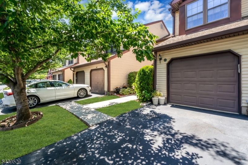 Quail Brook - Residential