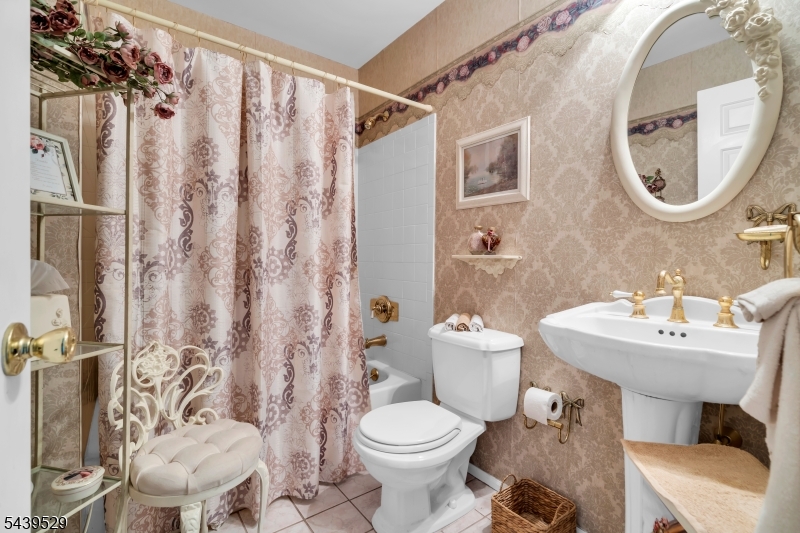 Quail Brook - Residential