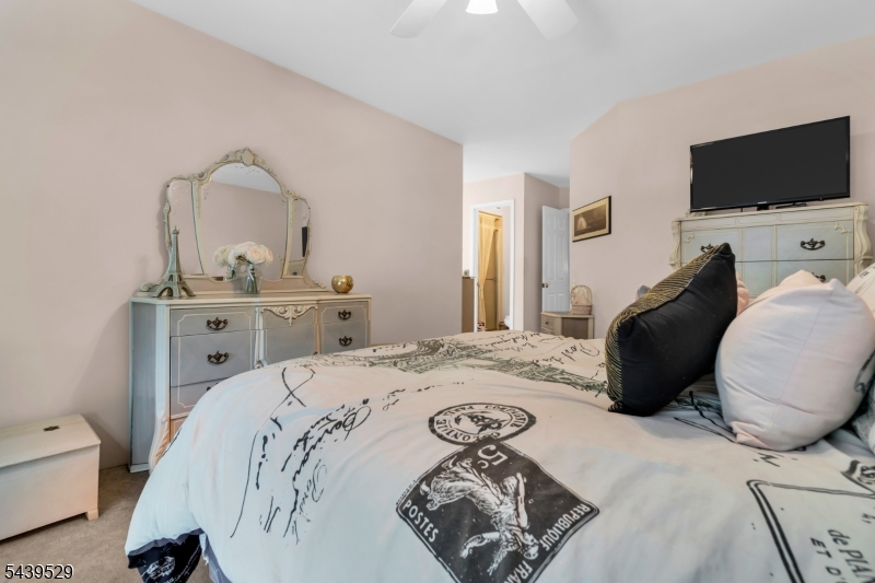 Quail Brook - Residential