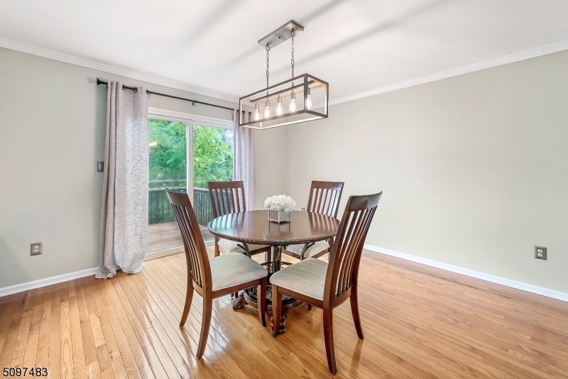 OAK HILL - Residential