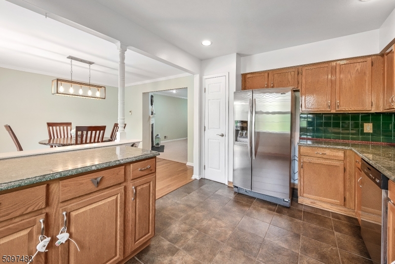 OAK HILL - Residential