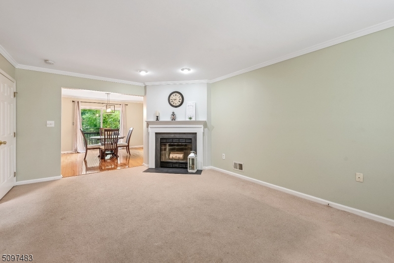 OAK HILL - Residential