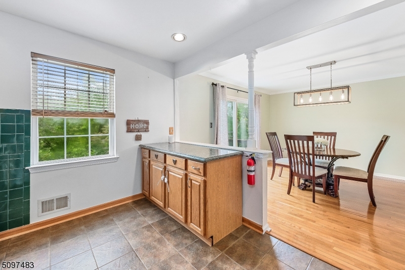 OAK HILL - Residential