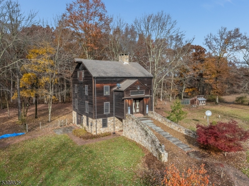 PERRYVILLE - Residential