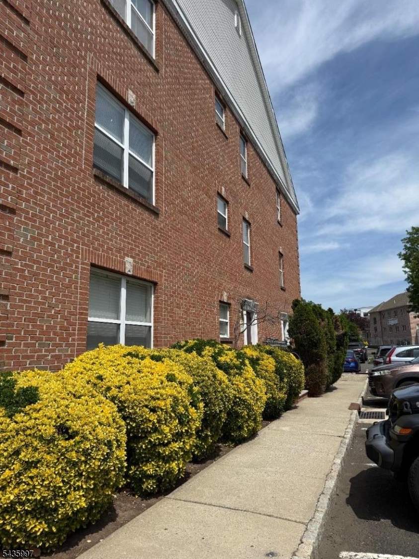 Western HIll Condominiums - Residential Lease