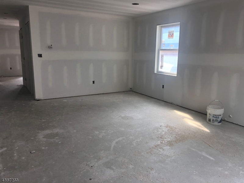 Lake Parsippany - Residential